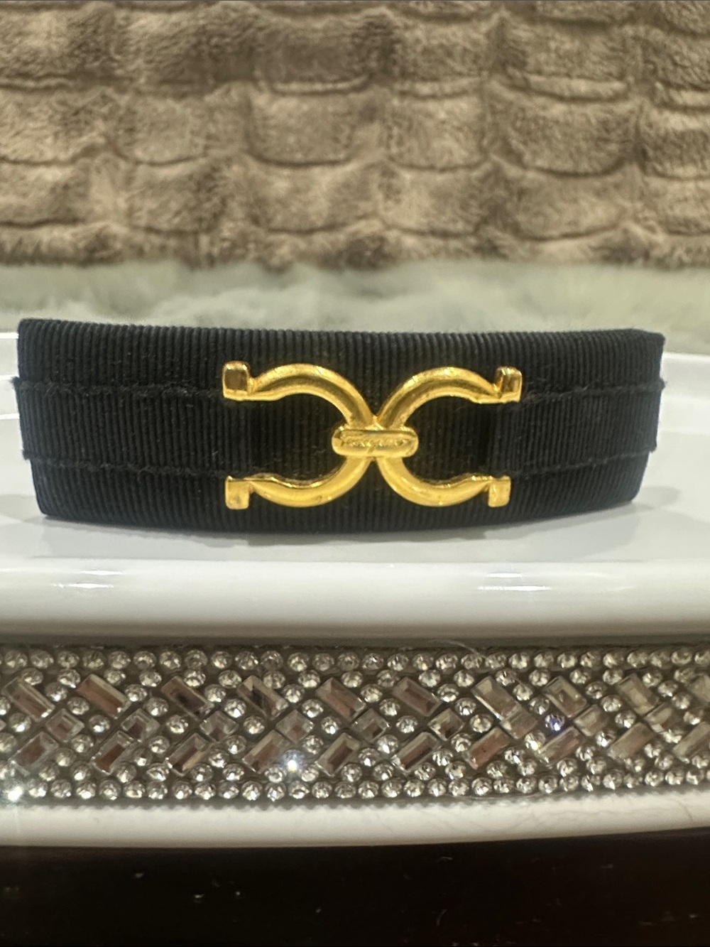SALVATORE FERRAGAMO Black Hair Clip with Gold Double Gancio FERRAGAMO engraved